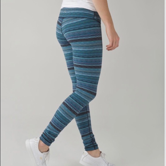Lululemon Wunder Under Leggings - Picture 5 of 12